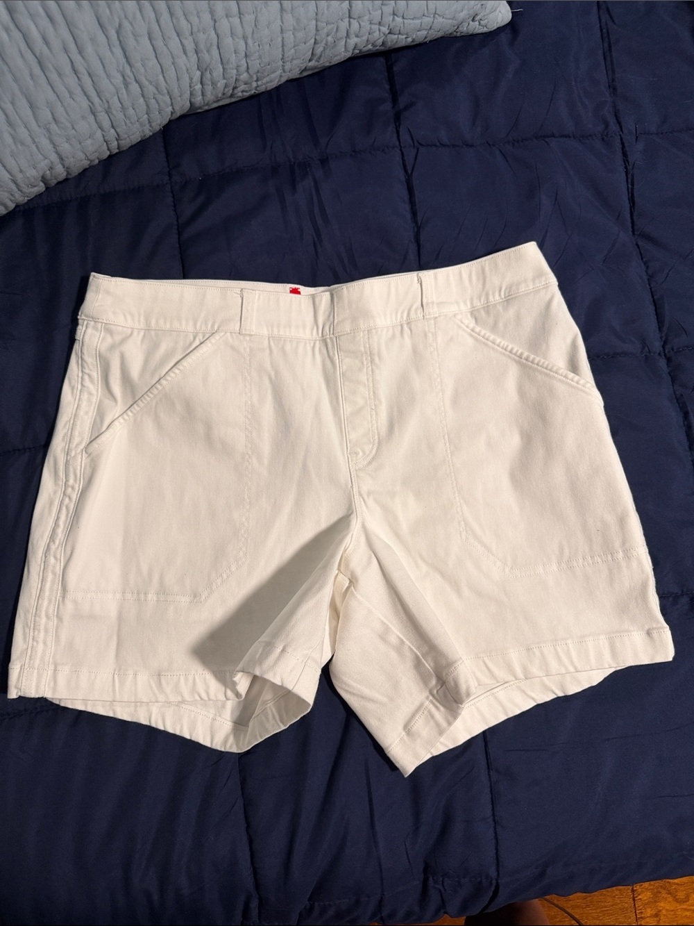 SPANX Women's White High-Rise Comfort Shorts XL